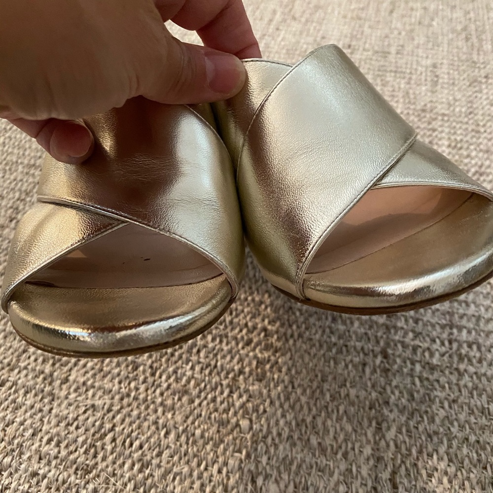 Stuart Weitzman Galene Gold Sandal - Picture 3 of 10